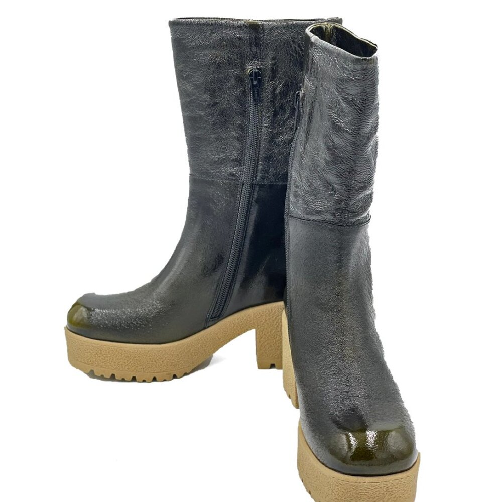 NWT Patrizia Bonfanti Zadie Nan A Pull Kaki Patent Leather ankle boots Size 41